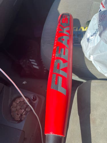 Miken Freak Composite Bat 26 oz 34" (Used)