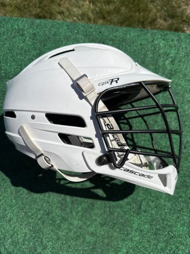 White Youth Cascade CPV-R Helmet (Used) | S/M