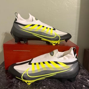 Nike Vapor Edge Elite 360 Flyknit 'Black White Volt' Football Cleats Men's Sz 11