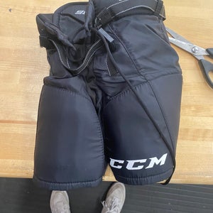 USED Youth Small CCM 9550 Pants