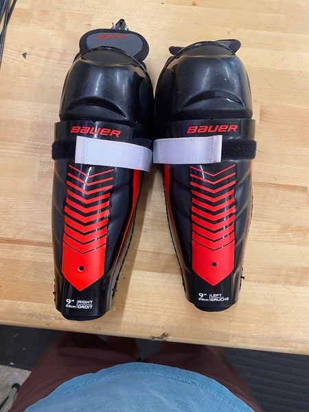 USED Bauer Lil’ Sport 9" Shin Pads