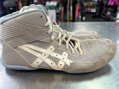 Used Adidas Wrestling Shoes Grey Senior 7.5 11868-S000065241