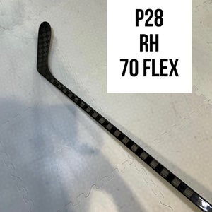 Senior(1x)Right P28 70 Flex Pro ProBlackStock™ Unbranded Blackouts Pro Stock Nexus Hockey Sticks