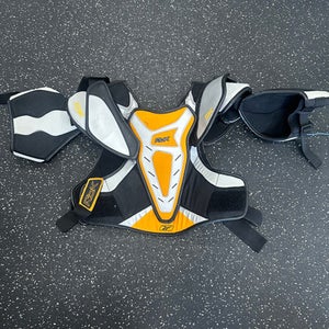 Used Reebok 5K Senior Shoulder Pads LG 11849-S000031438