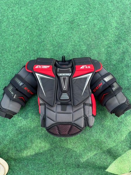 CCM Extreme Flex E2.5 Goalie Chest Protector (Used) | Youth OSFA