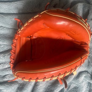 2022 Wilson A2000 RH Catcher's Baseball Glove 34" (New)