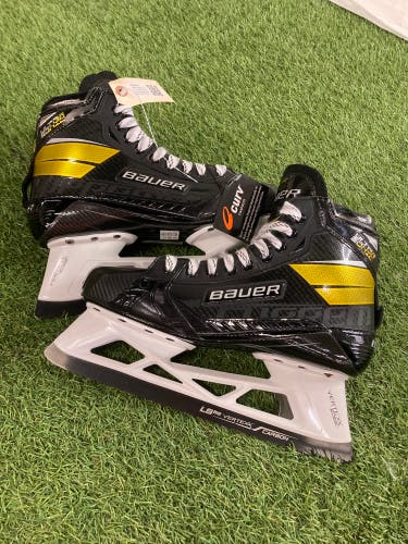 Senior Bauer Supreme UltraSonic Hockey Goalie Skates Regular Width 10.5 (Used)