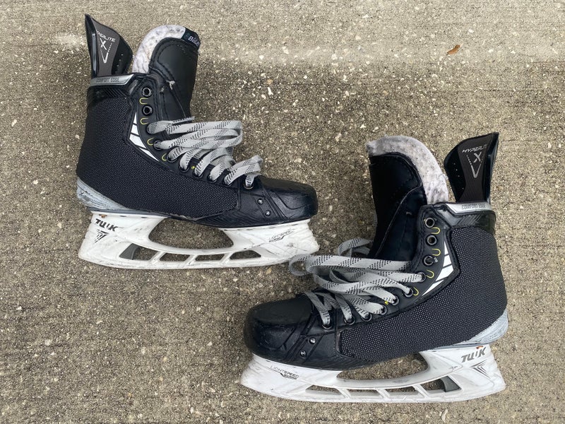 Bauer Vapor HyperLite Pro Stock / Size 9
