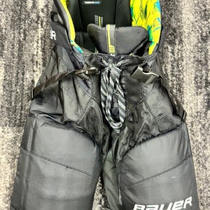 Junior Large Bauer HP ELITE Hockey Pants (Used)