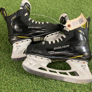 Bauer Supreme M4 Hockey Skates | Size 5 Fit 1