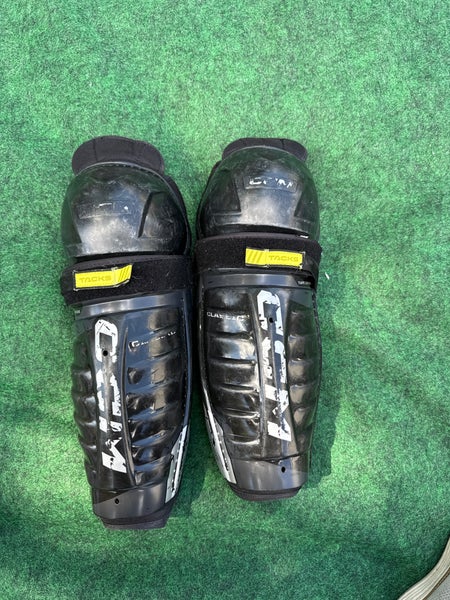 Senior CCM Tacks Classic Shin Pads 13" (Used)