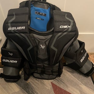 Small 2023 Bauer GSX Goalie Chest Protector (Used)
