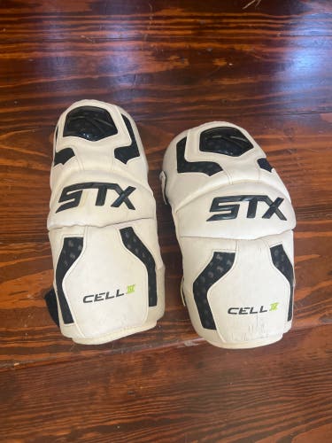 Medium/Large Adult STX Arm Pads (Used)