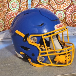 Riddell Speedflex Football Helmet – Adult, Medium, Royal Blue Matte With Yellow Facemask