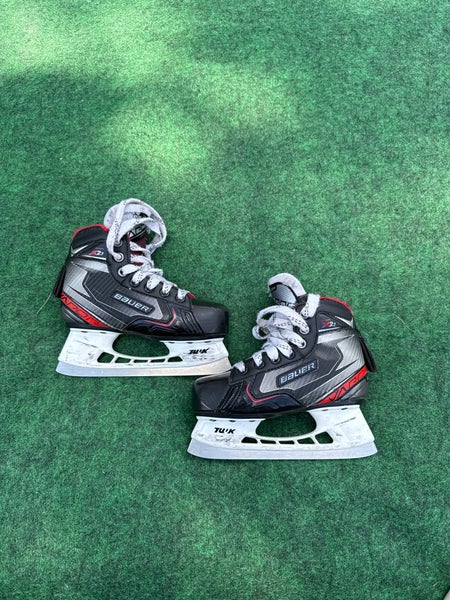 Youth Bauer Vapor X2.7 Hockey Goalie Skates (Regular) Size 12.5 (Used)