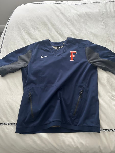 Large Men's Nike Dri-Fit Shirt (Used)
