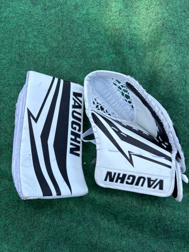 White Youth Vaughn Velocity V9 Goalie Glove & Blocker Set Regular (Used)