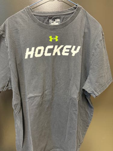 Under Armour T Shirt