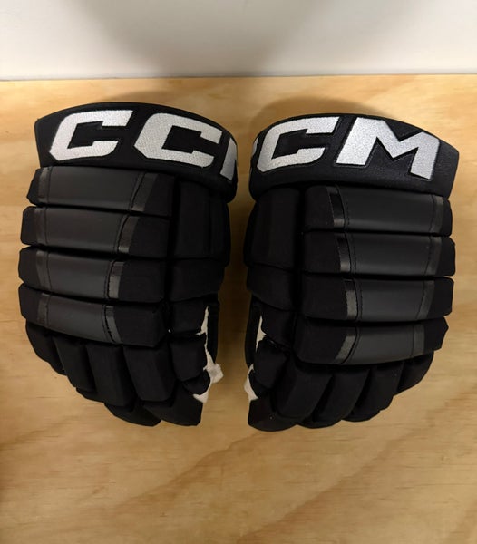 CCM HG97 Gloves 14" Pro Stock (New)