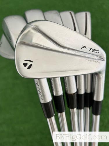Taylormade P790 Forged Iron Set 5-P / Dynamic Gold 105 Stiff