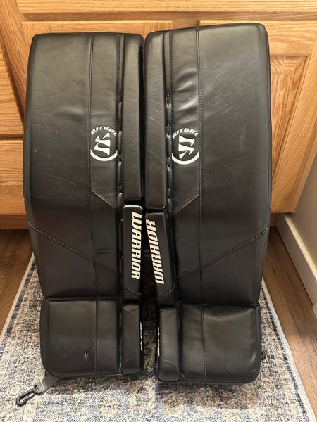 Warrior Ritual G5 Goalie Leg Pads Junior 28+1 (Used)