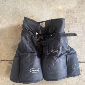 Junior Medium Vaughn Hockey Goalie Pants (Used)