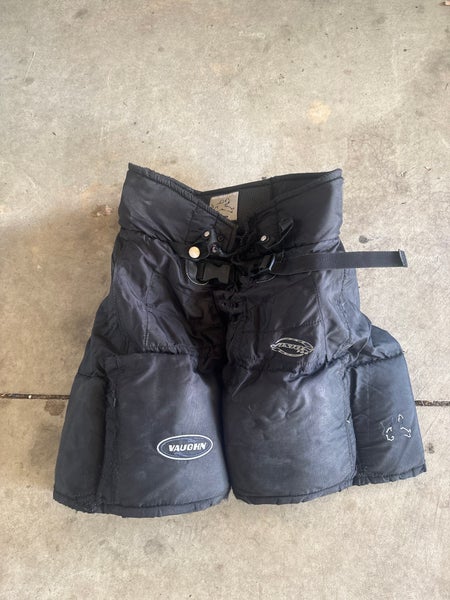 Junior Medium Vaughn Hockey Goalie Pants (Used)