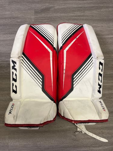 22" CCM YTFlex 2 Goalie Leg Pads (Used)