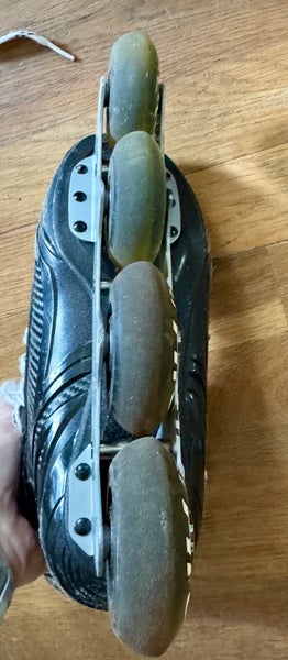 Bauer Vapor X300R Inline Skates Regular Width Size 4 (Used)