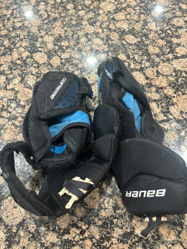 Junior Medium Bauer Elbow Pads (Used)