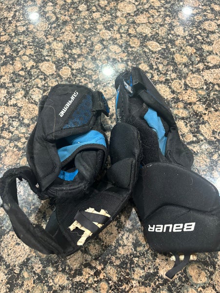 Junior Medium Bauer Elbow Pads (Used)
