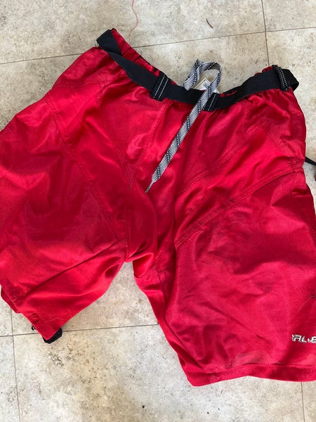 Intermediate Medium Bauer Hockey breezed covers (Used)