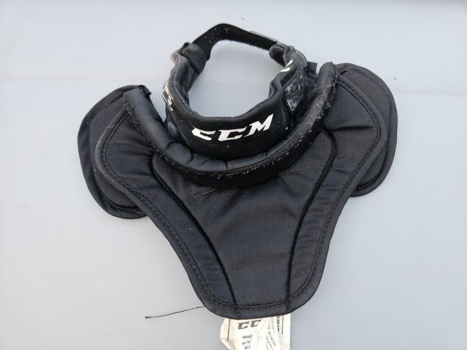 CCM Goalie Neck Guard Jr S-M (Used)