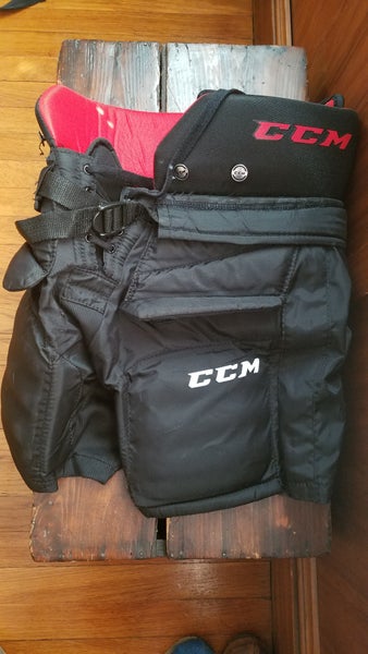 Medium CCM Youth E Flex Goalie Pants