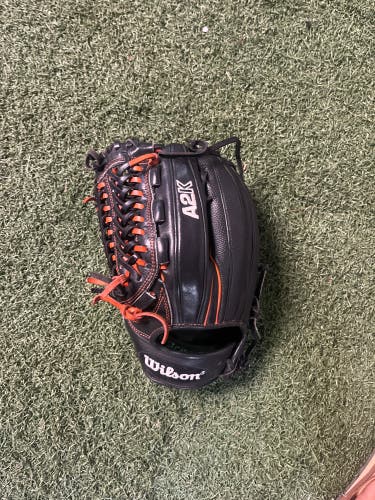 Wilson A2K LH Pitcher's Baseball Glove 11.75" (Used)