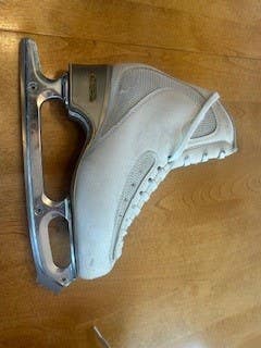 EDEA Figure Skates B (Used)