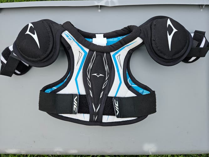 Small VIC V2.0 Youth Shoulder Pads (Used)