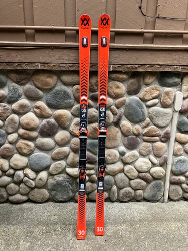 Volkl 193 cm Racetiger WC FIS 30m GS race ski with Xcomp binding & race plate