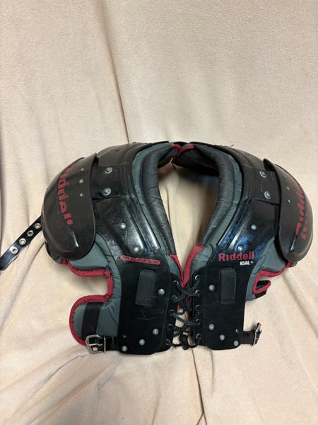 Large Youth Riddell Rival Youth Shoulder Pads (Used)