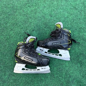 Youth Bauer GSX Hockey Goalie Skates (Regular) Size 13 (Used)