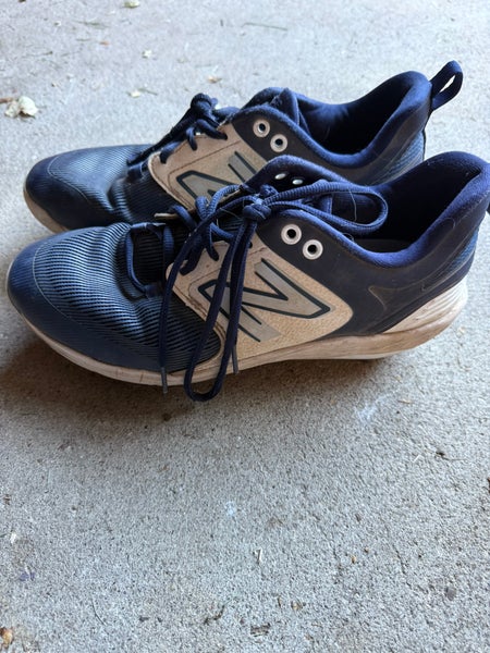 Blue Men's Size M 9.5 (W 10.5) Adult New Balance 3000v7 Low Top Metal (Used)