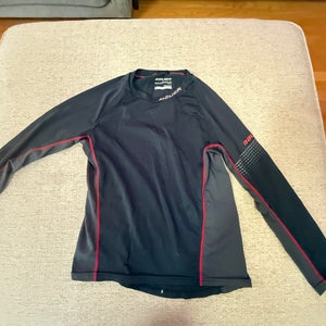 Black Medium Kids Unisex Bauer Compression (Used)