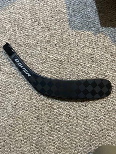 Bauer Supreme TotalONE Right Handed Stick Blade Mid Pattern Pro Stock (New)
