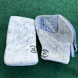 White Junior Warrior Ritual G4 Goalie Glove & Blocker Set Regular (Used)