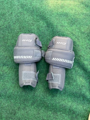 Warrior Ritual G4 Goalie Knee Pads (Used) | Junior