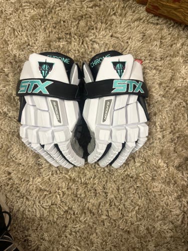 New PLL Chrome LC RZR2 Lacrosse Gloves XL