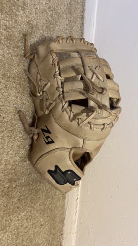 2022 First Base LH SSK z9 Baseball Glove 12.5" (Used)