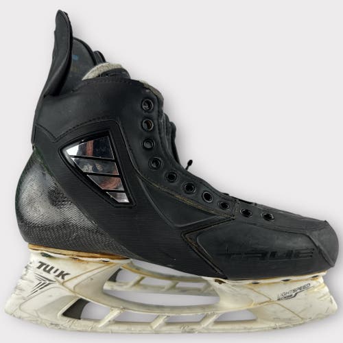 Pro Stock Used True Size 10/10.5 Custom Pro Hockey Skates