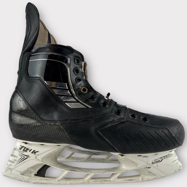 Pro Stock Used True Size 8/8.5 Custom Pro Hockey Skates