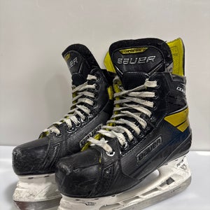 Used Bauer Supreme Comp Size 5D Skates
